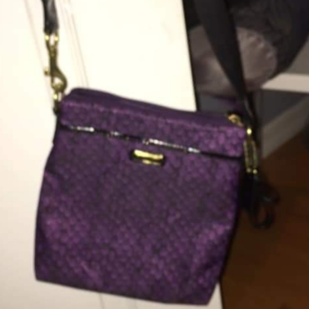 coach side bag.!!!!! - Picture 2 of 3